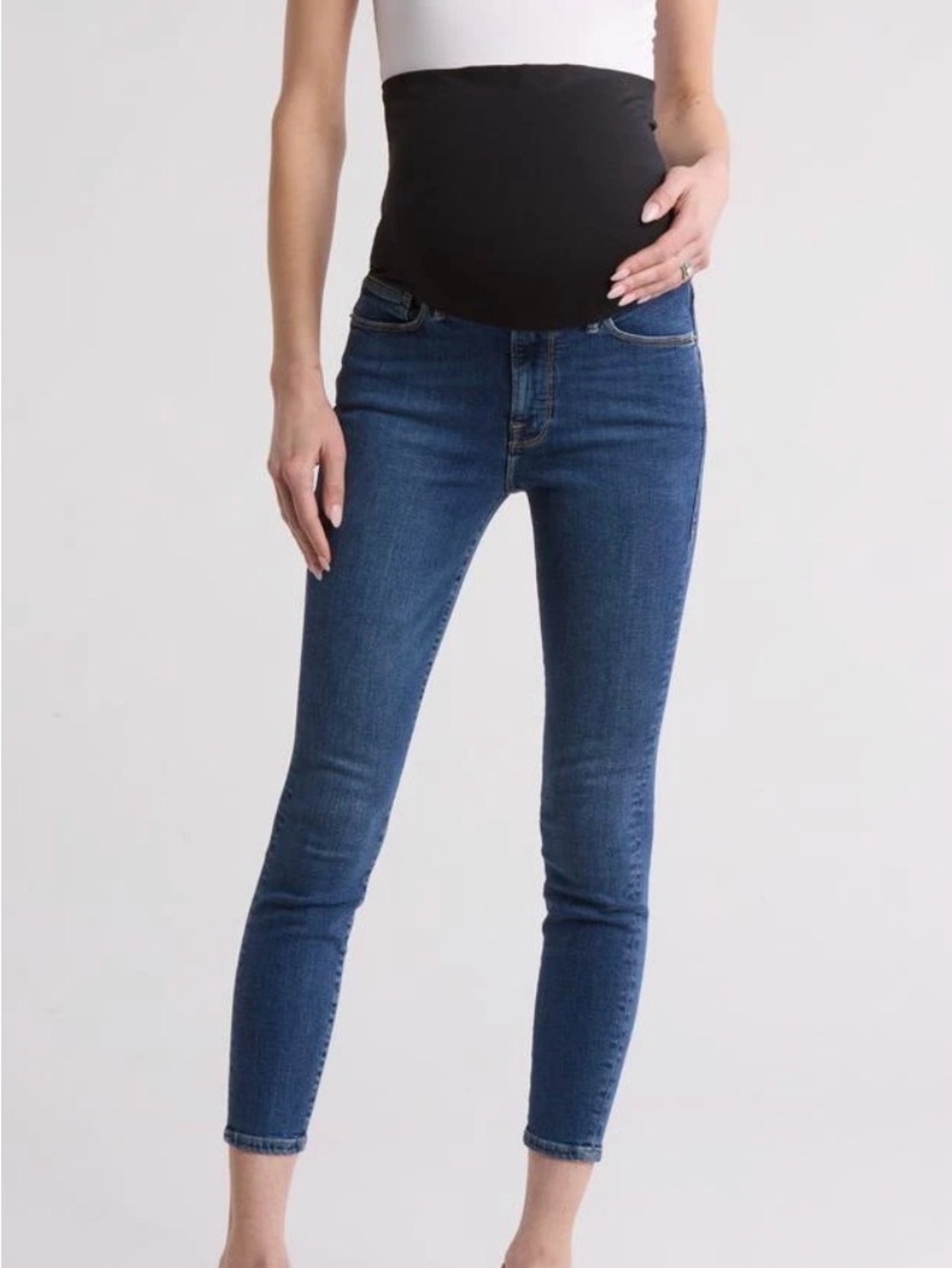 Good American Good Legs Maternity Jeans